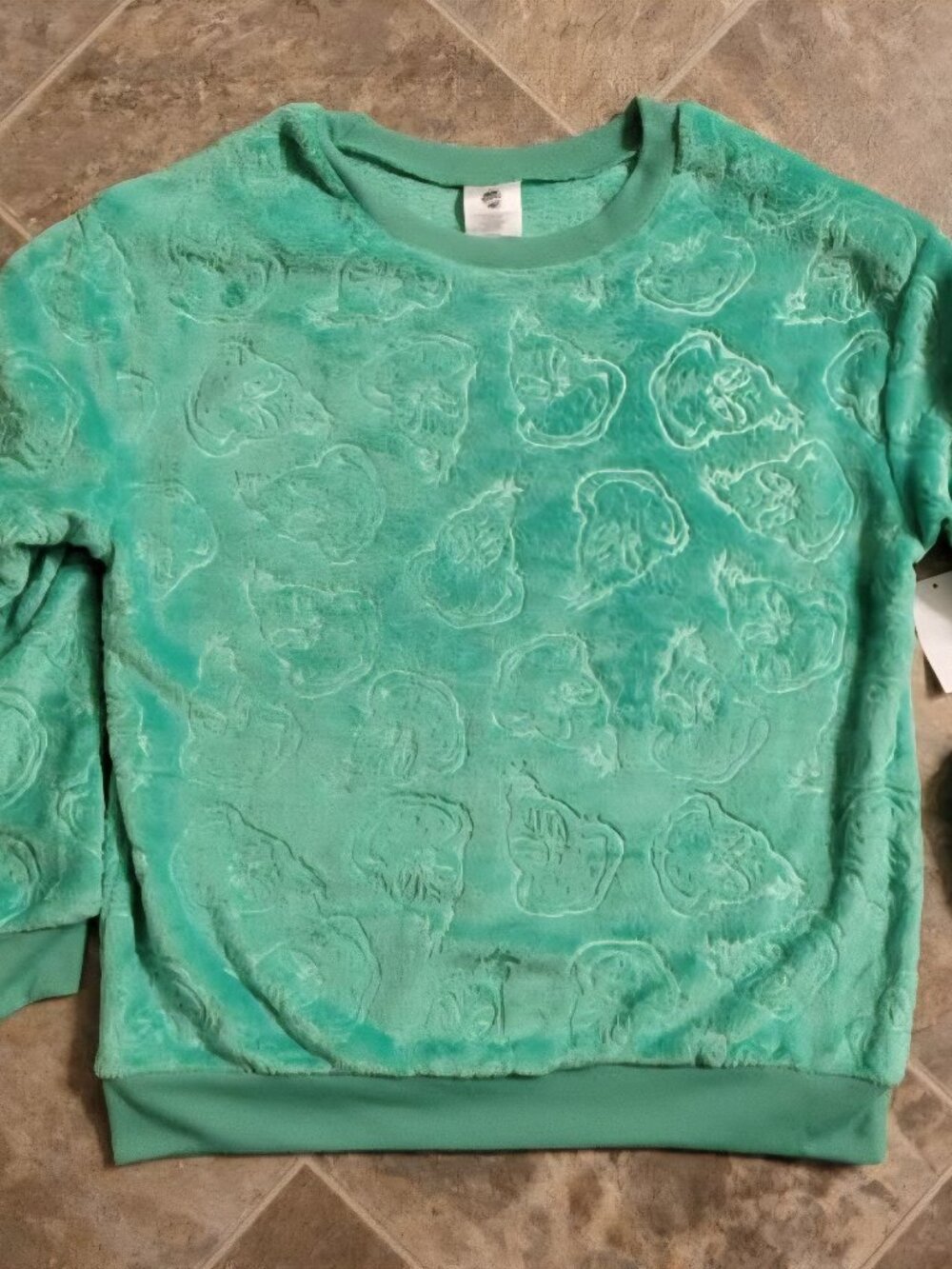 NEW Grinch Large Sweater